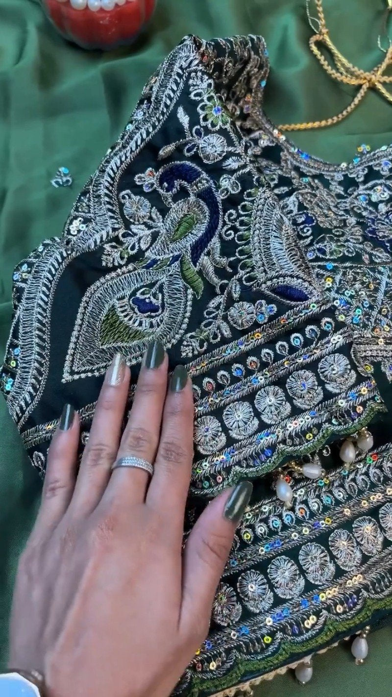 Enchanting Emerald Green Peacock Motif Embroidered Saree Set