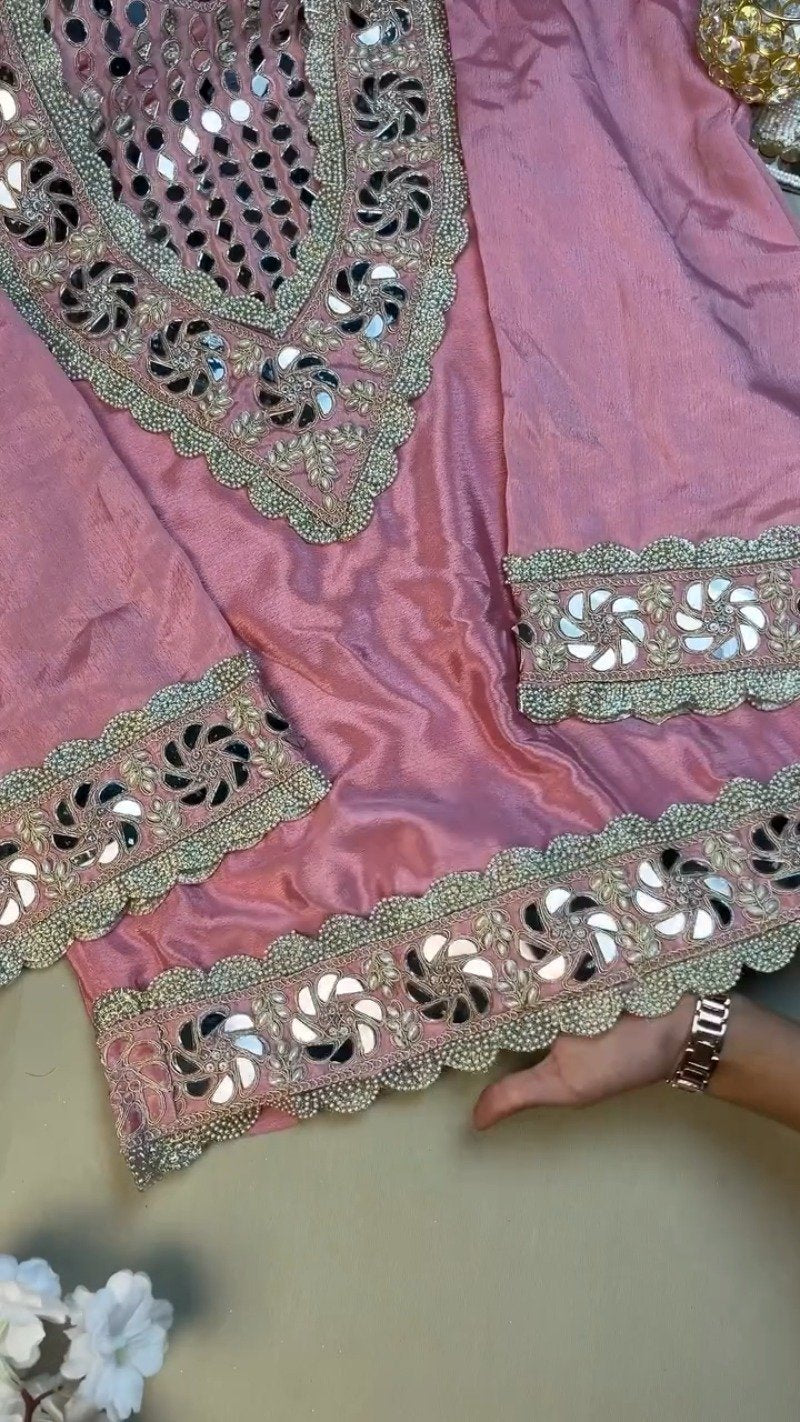 Blush Pink Mirrorwork & Pearl Embellished Kurta Set – Artisanal Elegance