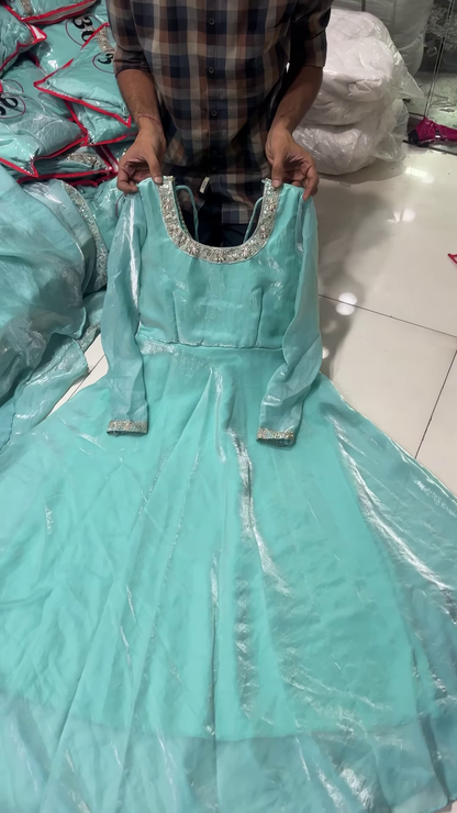 Women Regular Zardozi Kurta with Trousers & With Dupatta