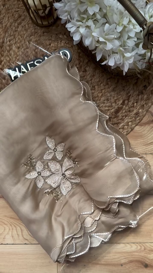 Beige Embroidered Scalloped Dupatta