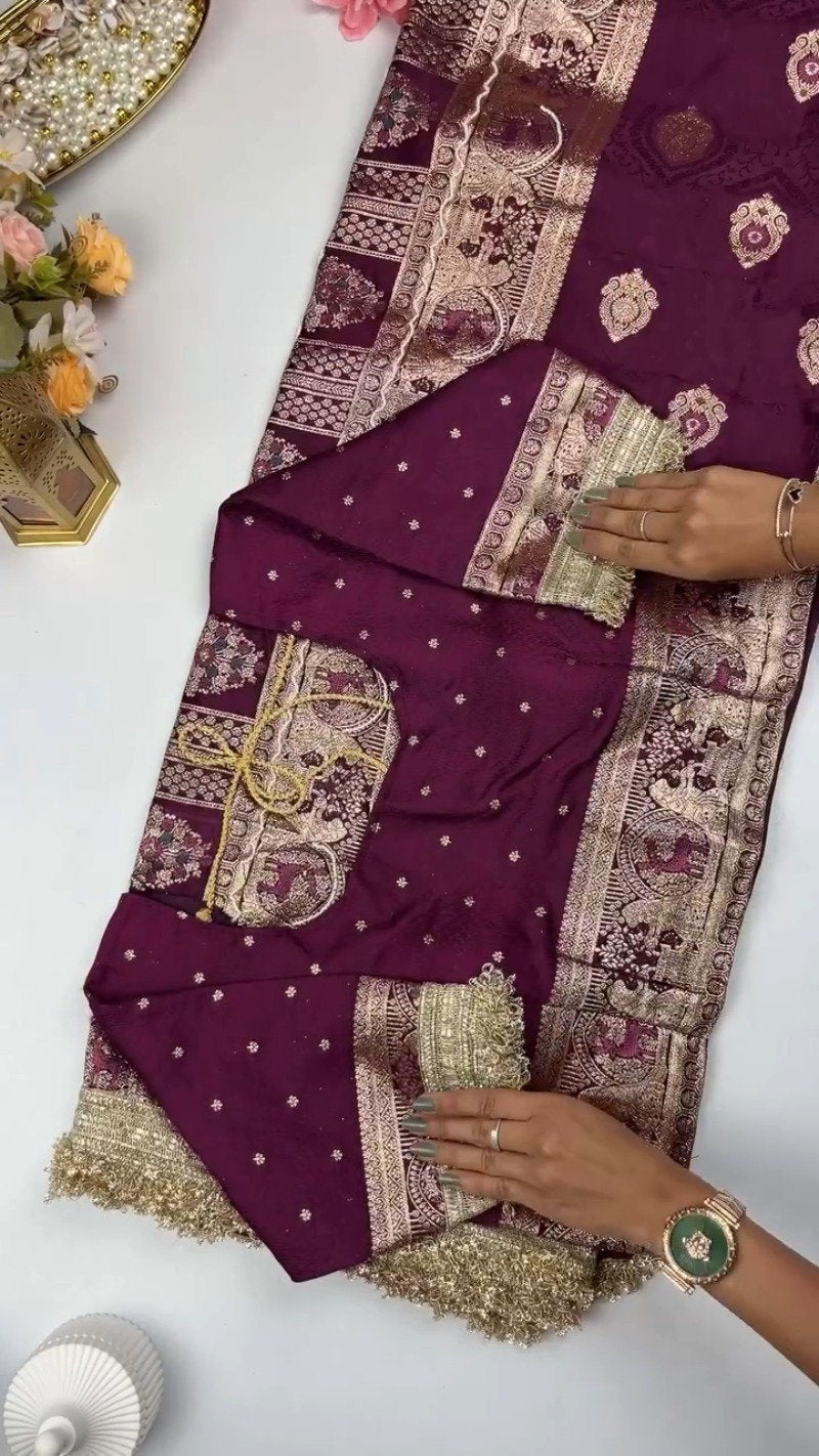 Regal Banarasi Silk Zari Woven Saree with Intricate Border – Available in Royal Purple & Deep Fuchsia