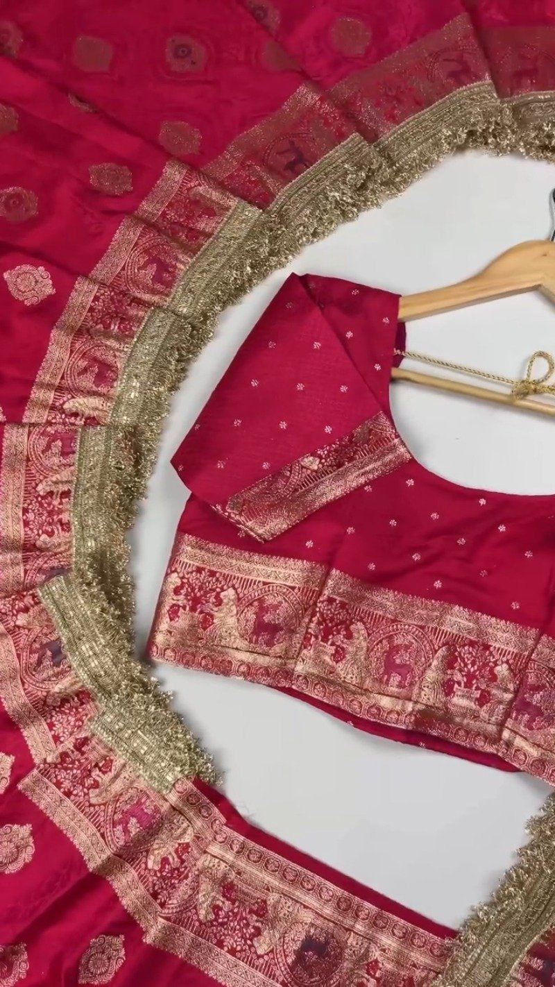 Regal Banarasi Silk Zari Woven Saree with Intricate Border – Available in Royal Purple & Deep Fuchsia
