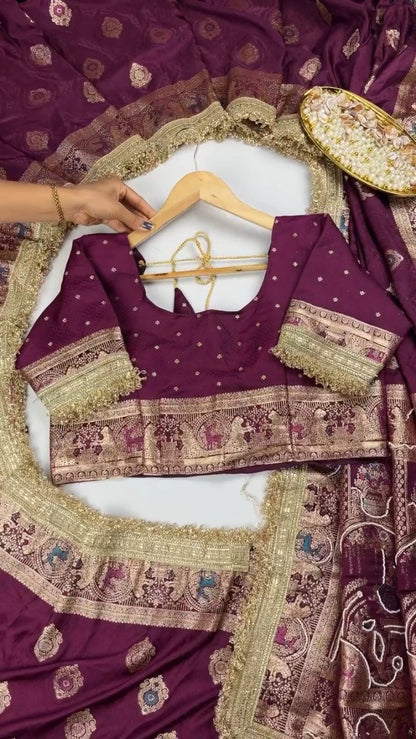 Regal Banarasi Silk Zari Woven Saree with Intricate Border – Available in Royal Purple & Deep Fuchsia