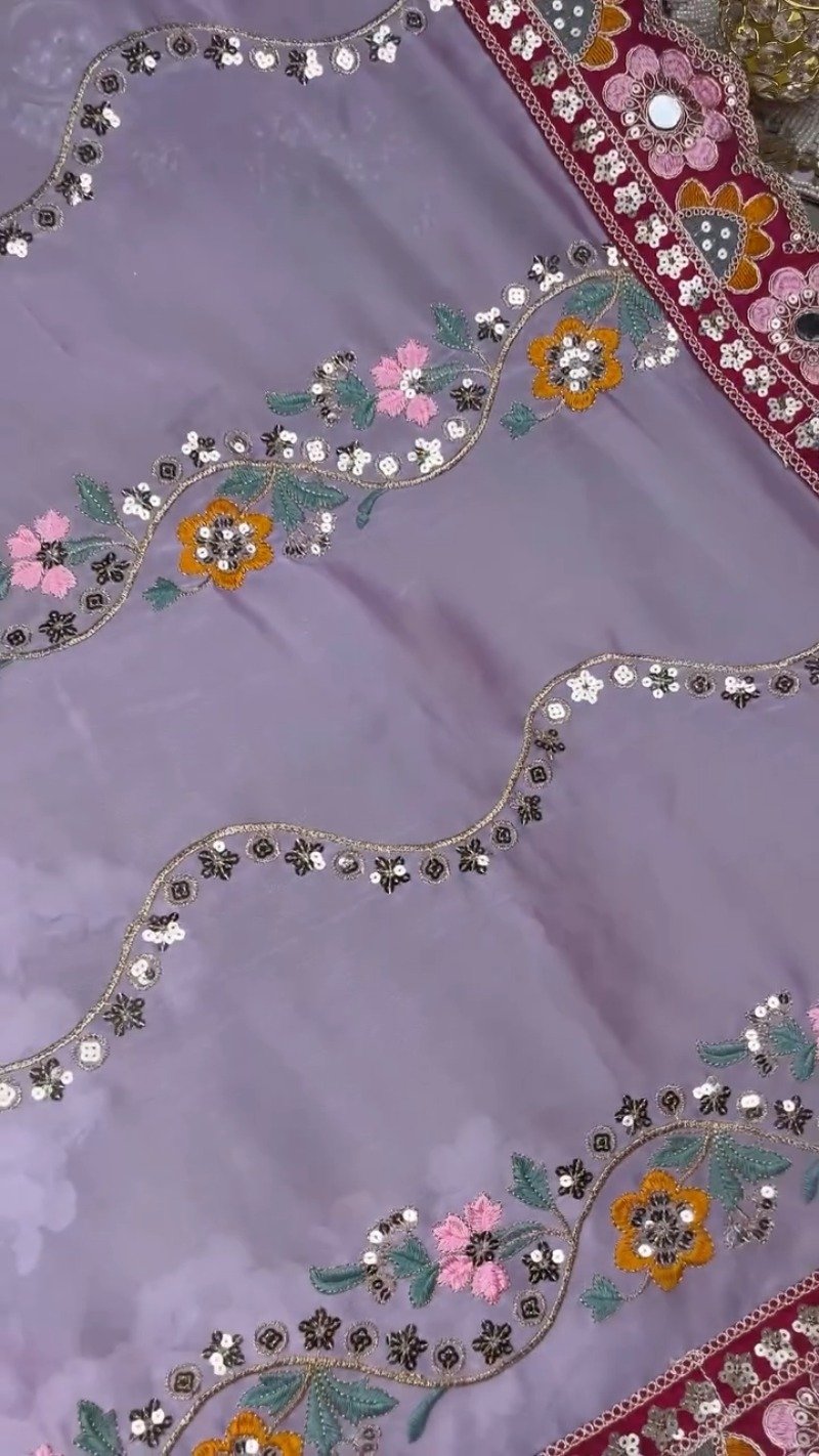 Enchanting Floral Embroidered Saree with Dual-Tone Cut-Work Blouse – Available in Lavender and Deep Berry