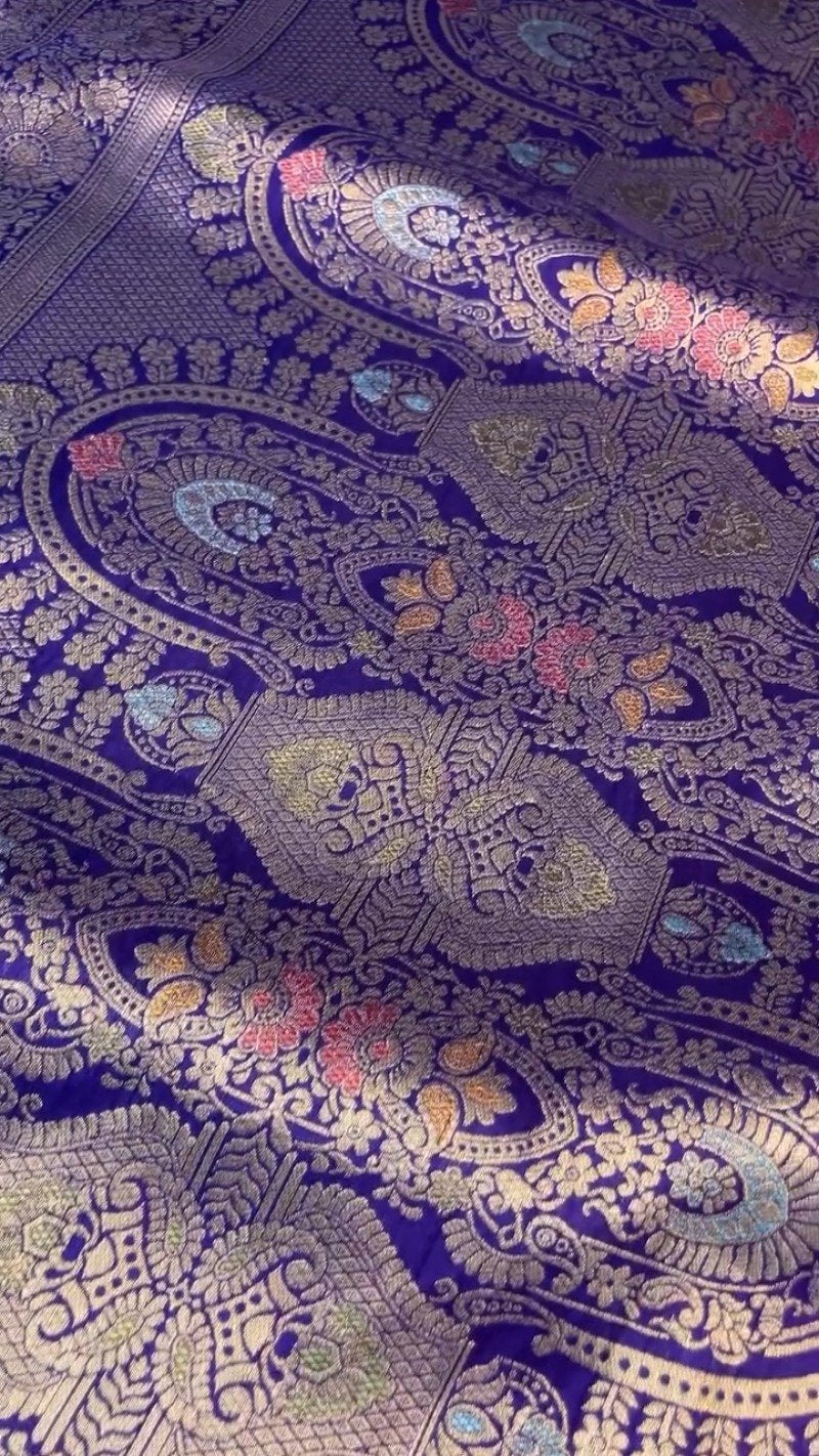 Royal Purple & Sky Blue Scalloped Border Banarasi Silk Saree Set – Available in Royal Purple & Sky Blue
