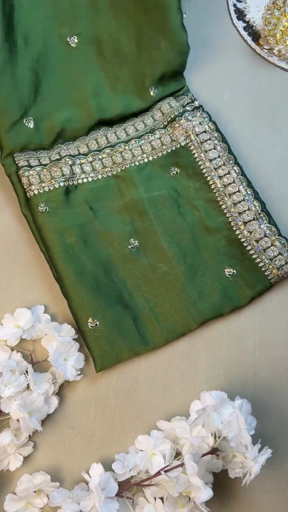 Enchanting Emerald Green Peacock Motif Embroidered Saree Set
