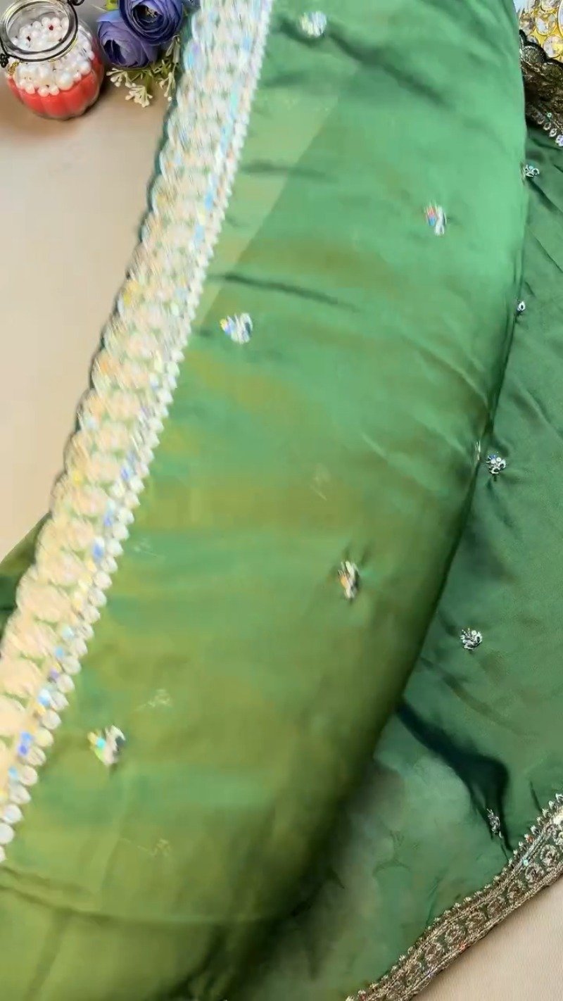 Enchanting Emerald Green Peacock Motif Embroidered Saree Set
