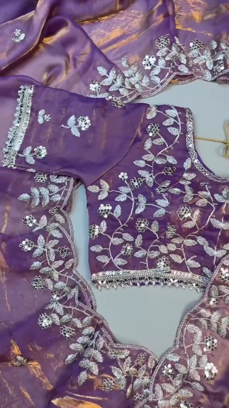 Enchanting Lavender Organza Saree Set with Silver Zari Embroidery