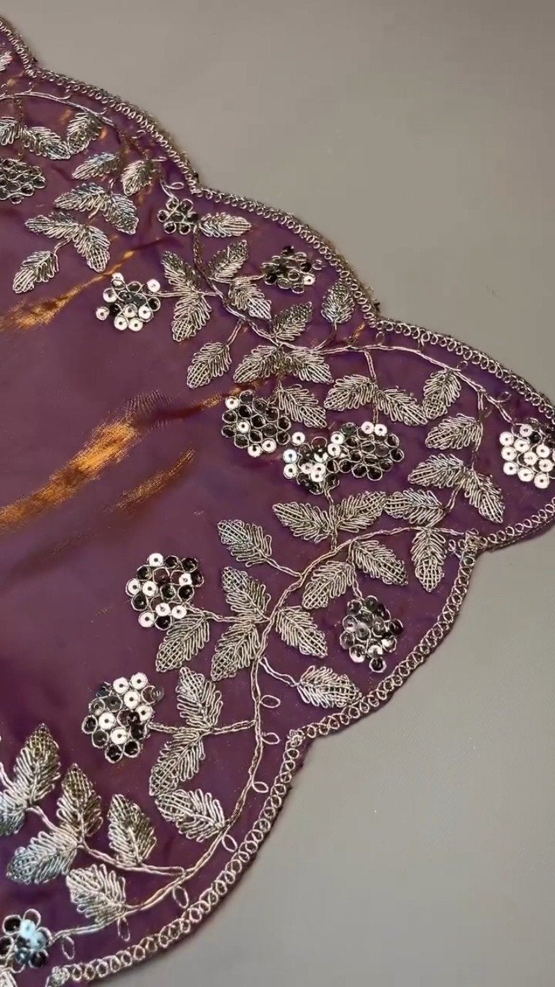 Enchanting Lavender Organza Saree Set with Silver Zari Embroidery