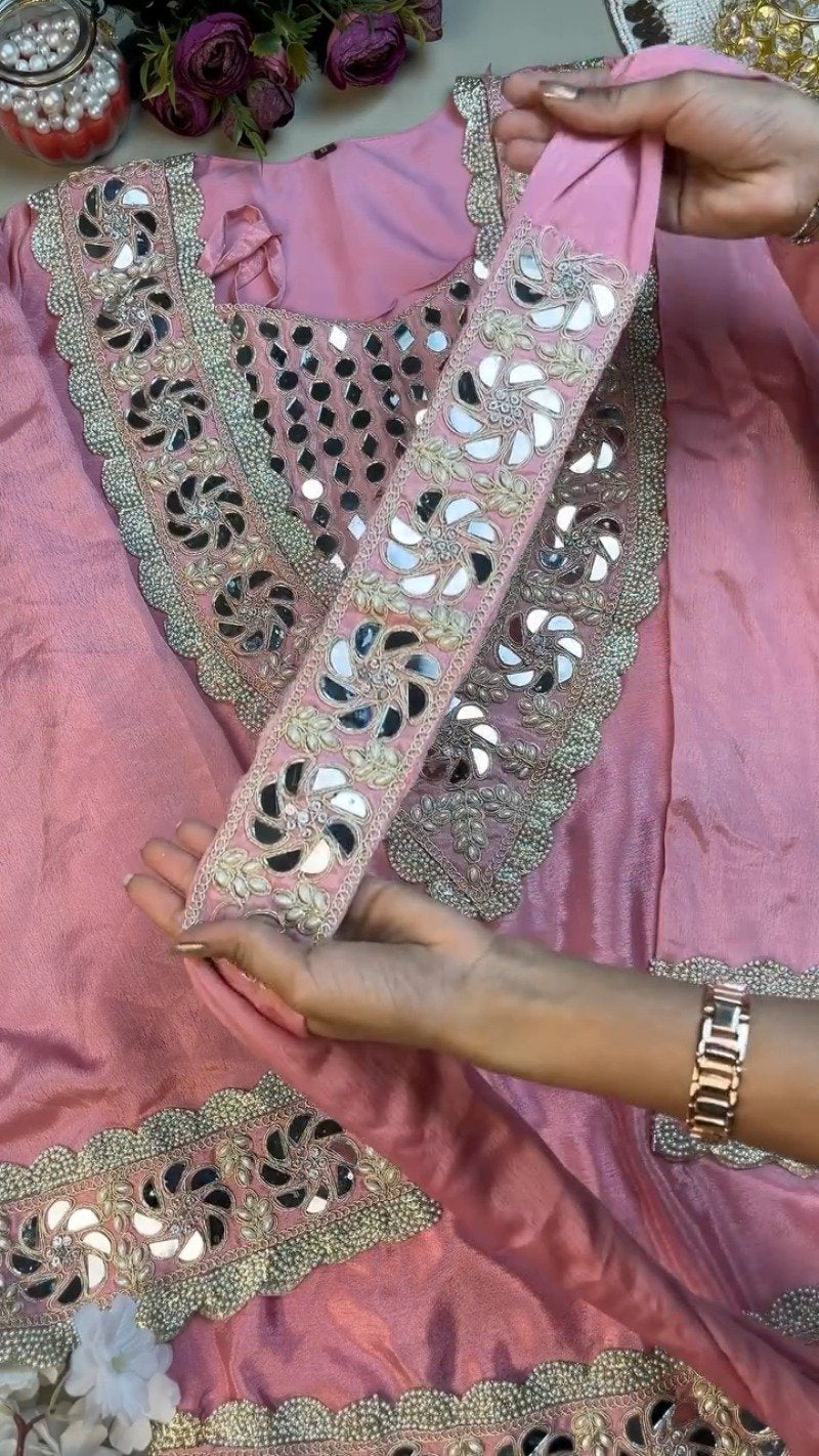 Blush Pink Mirrorwork & Pearl Embellished Kurta Set – Artisanal Elegance