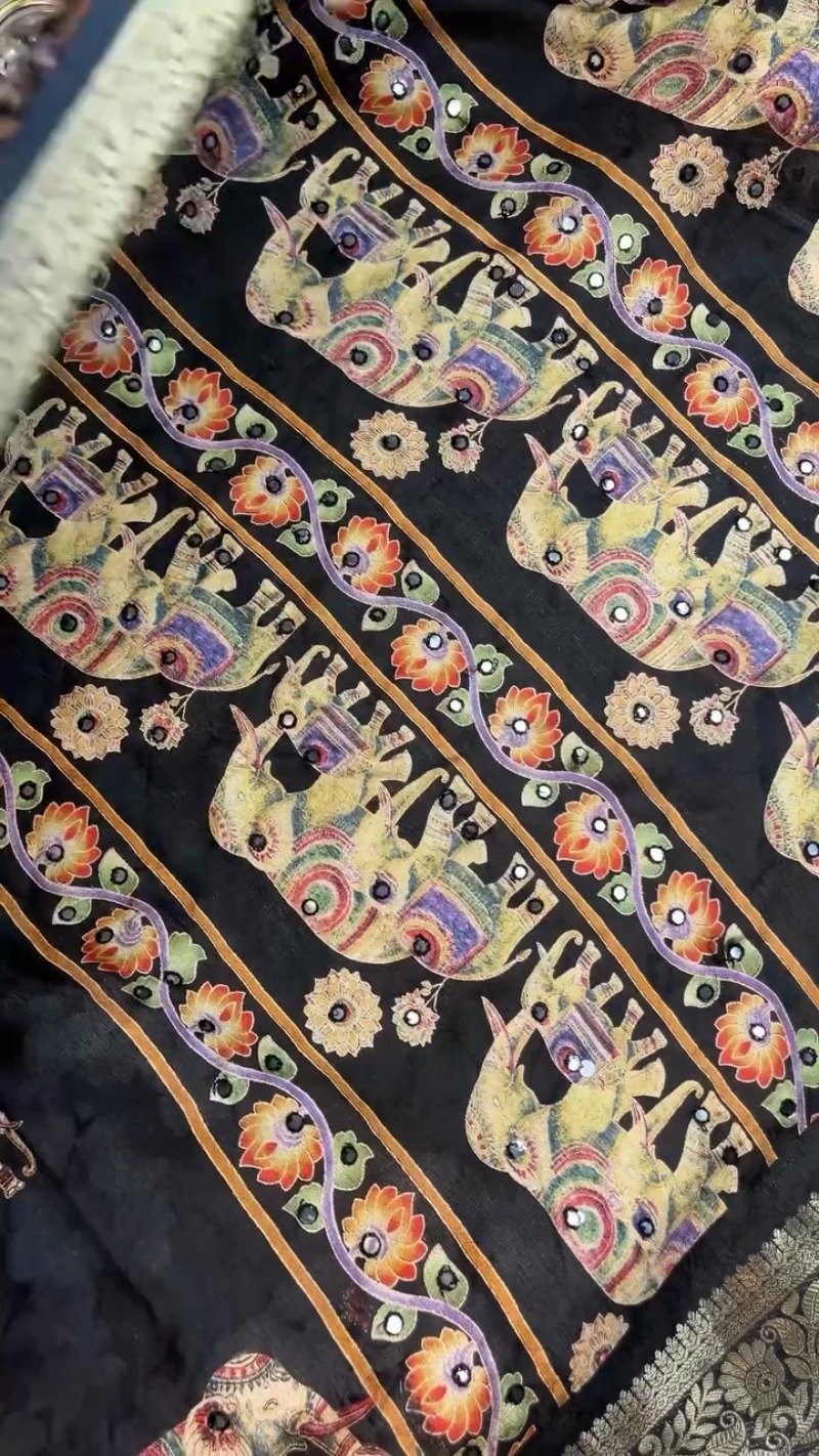 Midnight Muse Elephant Motif Zari Border Saree – Artisan Crafted Elegance