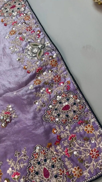 Enchanting Lavender Organza Saree Set with Deep Emerald Blouse – Elegance in Every Drape