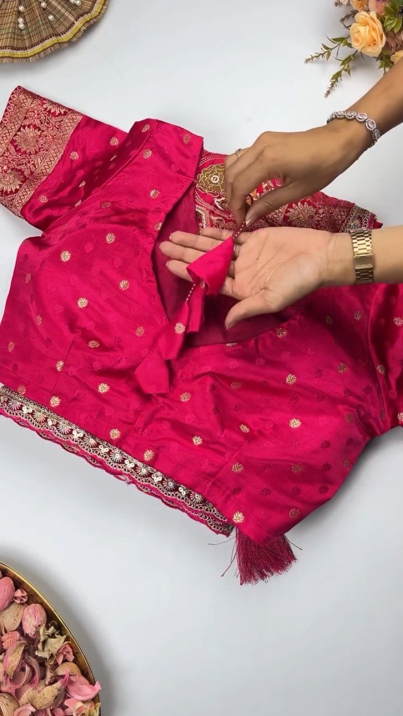 Regal Fuchsia Banarasi Silk Saree with Floral Jaal Embroidery