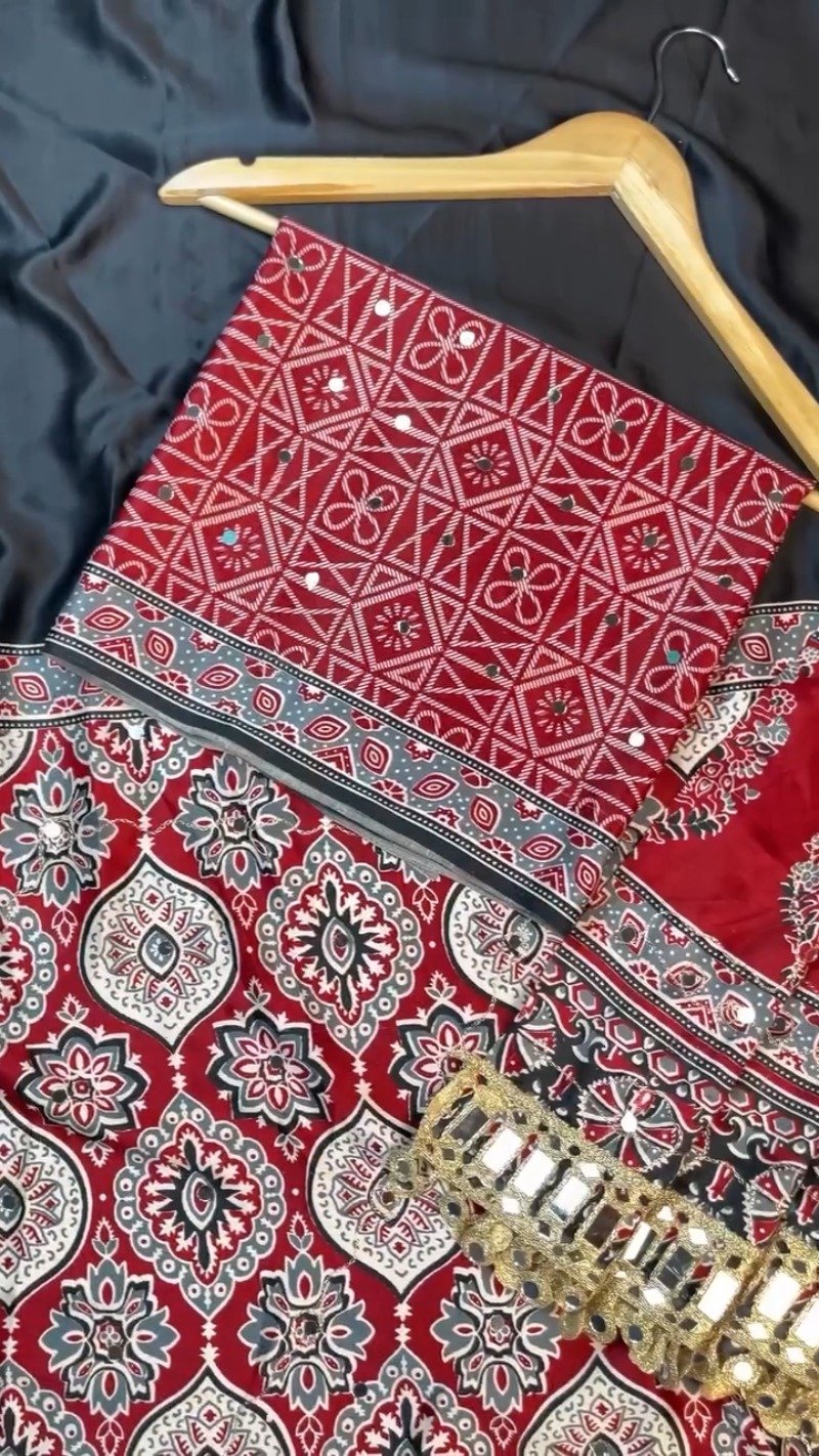 Regal Mirror-Work Ethnic Ensemble in Crimson & Ebony – Available in Dual-Tone Prints