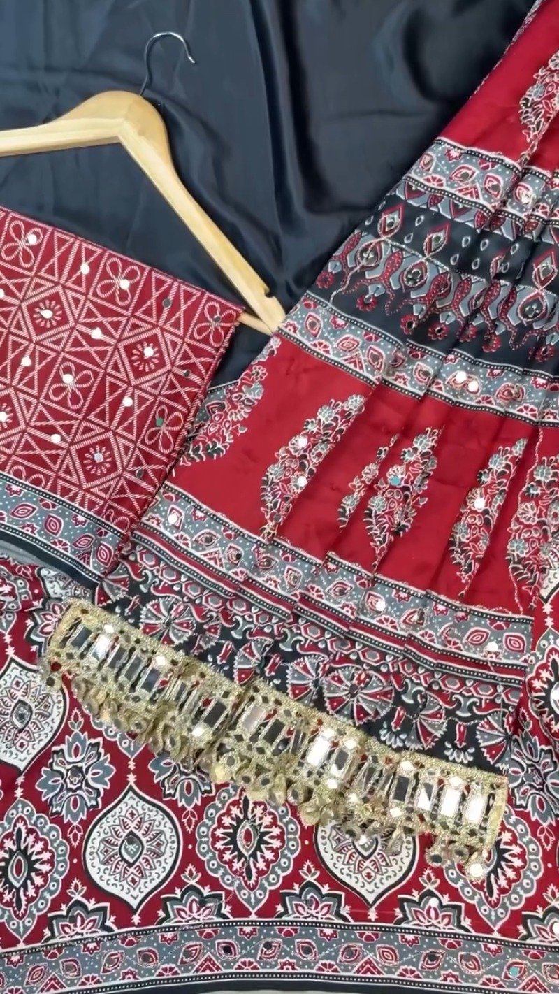 Regal Mirror-Work Ethnic Ensemble in Crimson & Ebony – Available in Dual-Tone Prints