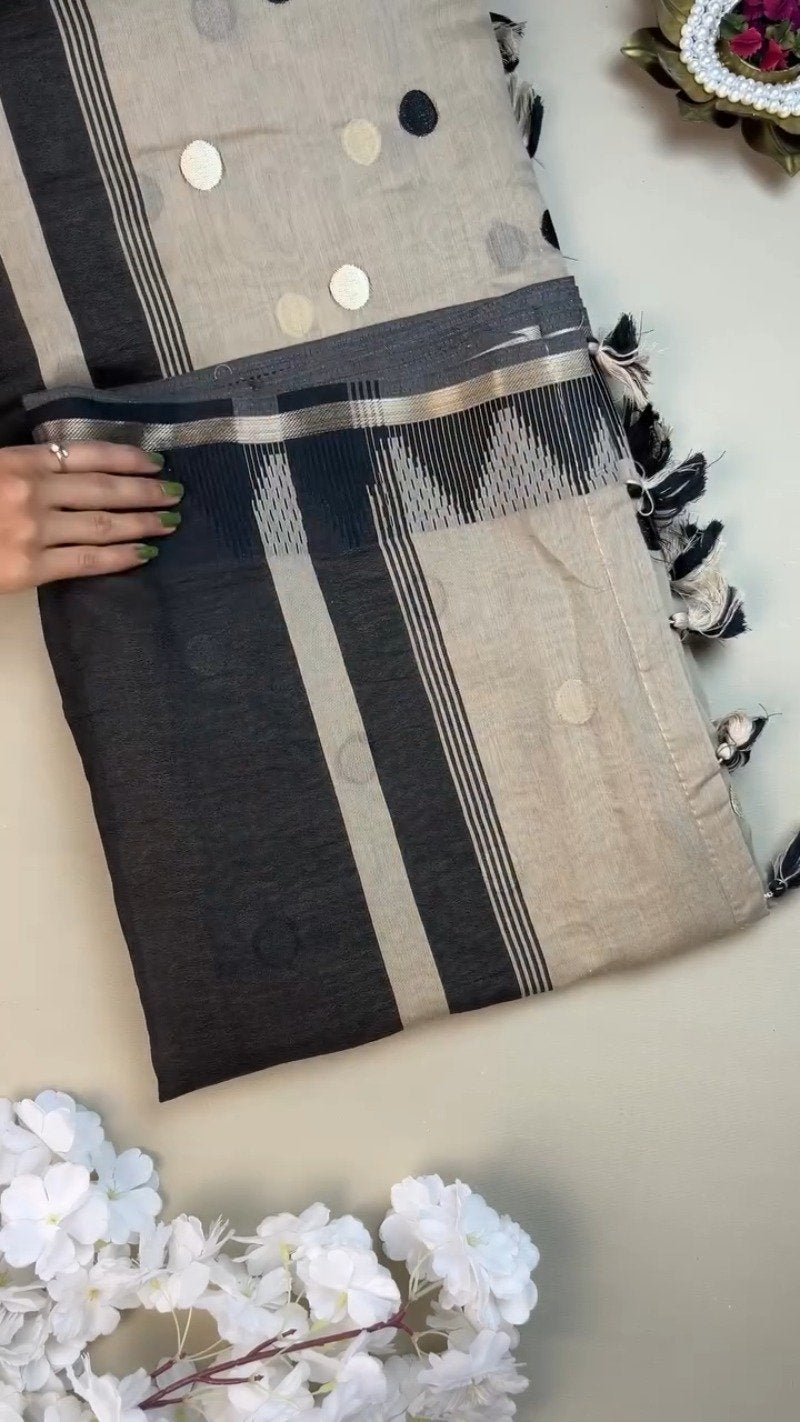 Chic Monochrome Stripe & Polka Dot Handloom Saree with Designer Blouse