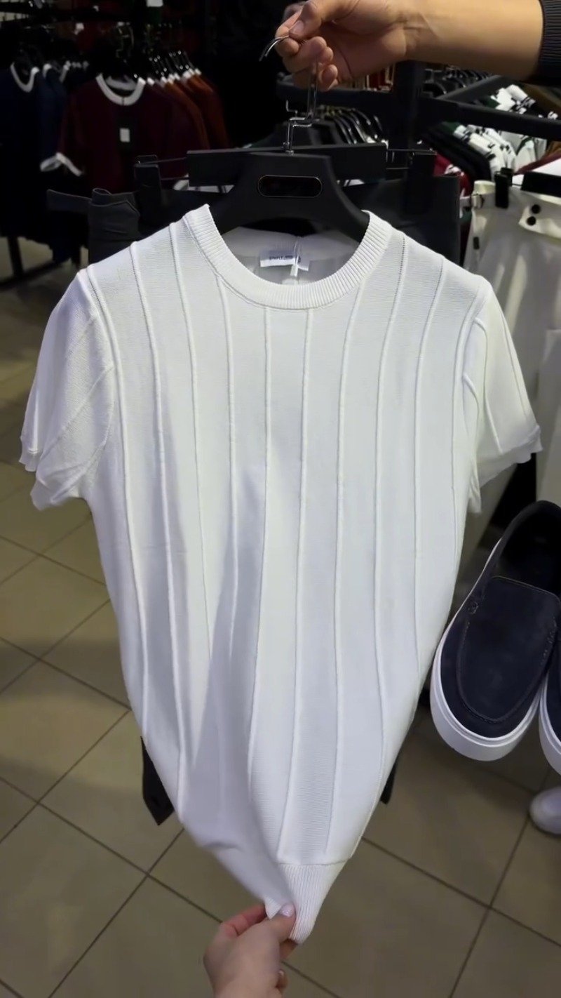 Minimalist Ribbed Knit T-Shirt and Suede Slip-On Set – Available in White, Emerald Green, Earthy Brown & Deep Burgundy