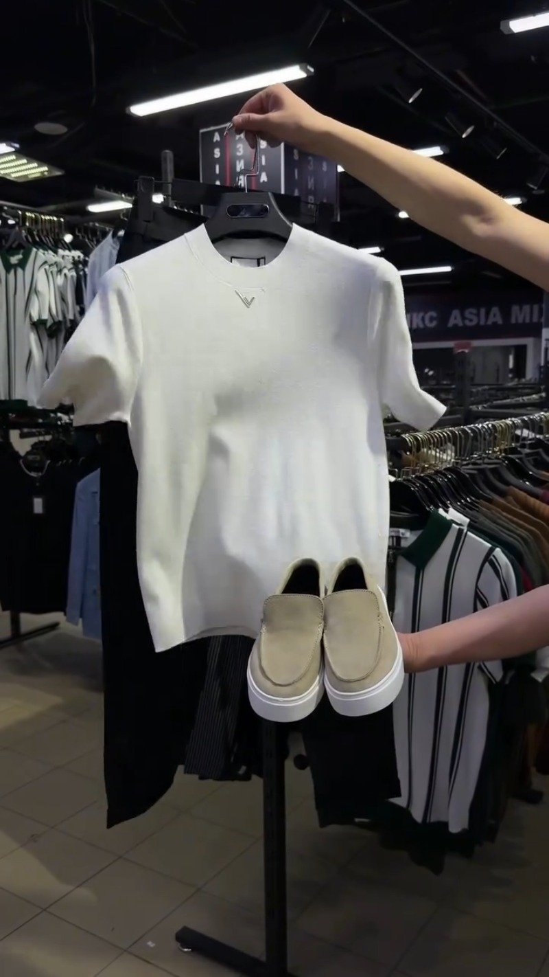 Minimalist Casual Tee & Pant Co-ord Set with Suede Slip-ons – Available in Jet Black & Off-White