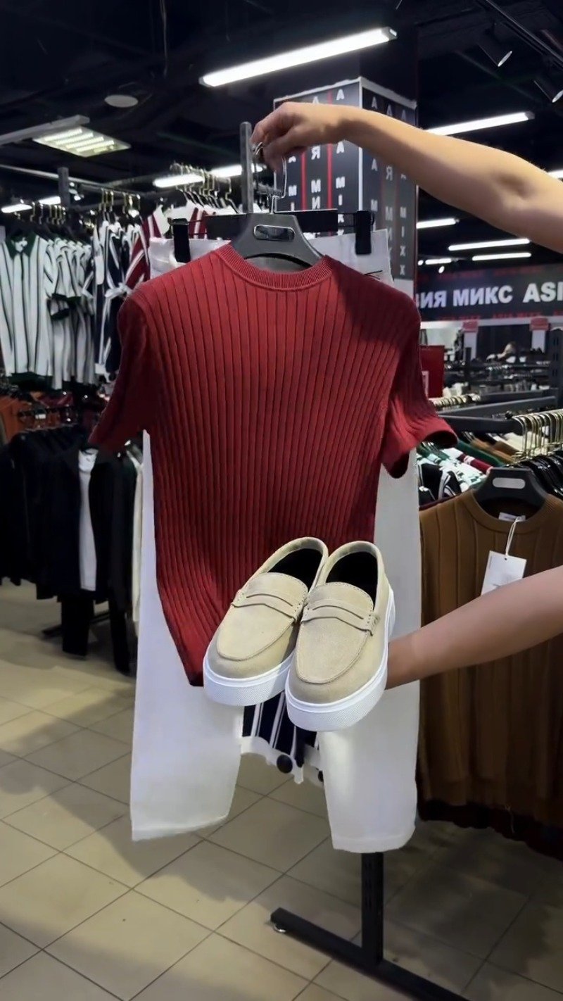 Minimalist Ribbed Knit Ensemble – Available in Burgundy, White, & Navy