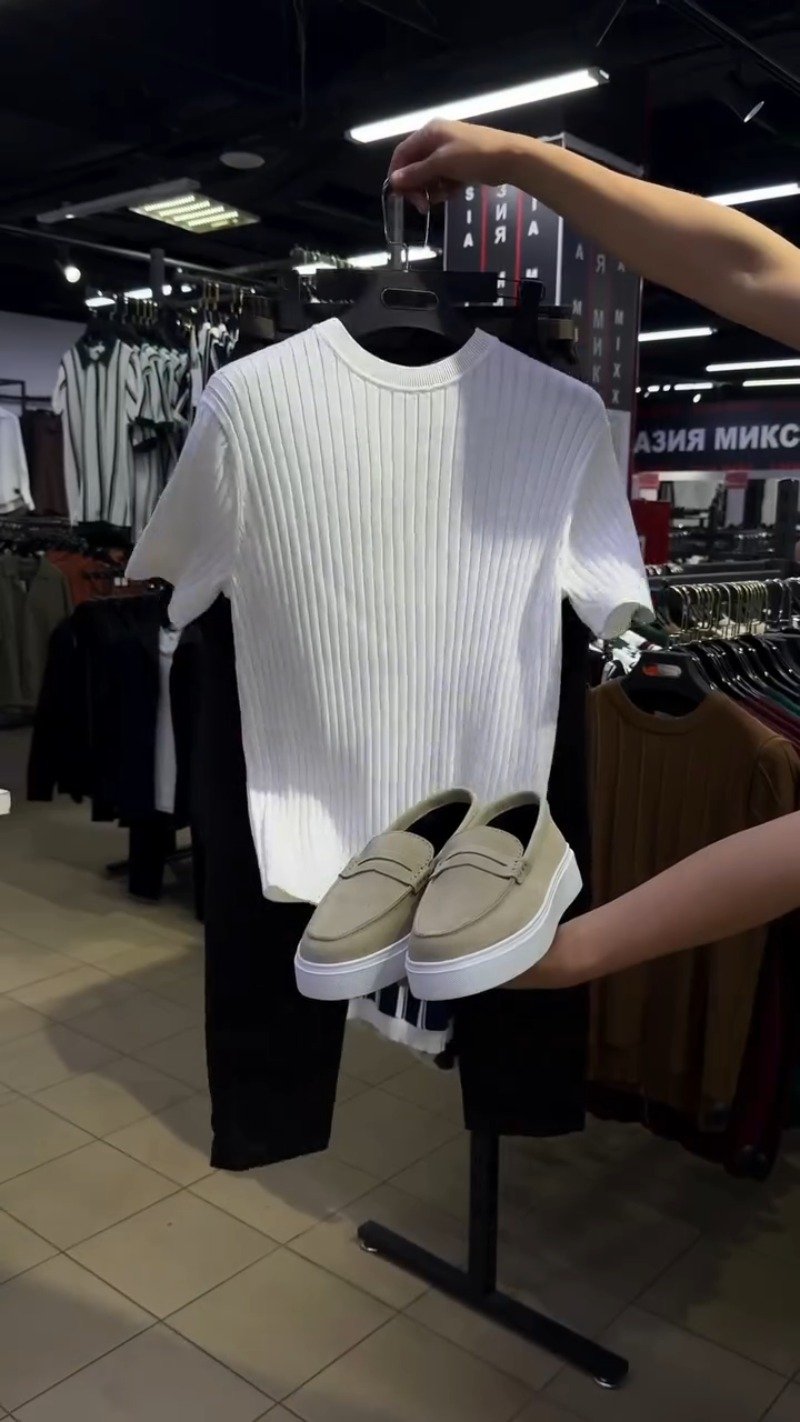 Minimalist Ribbed Knit Ensemble – Available in Burgundy, White, & Navy