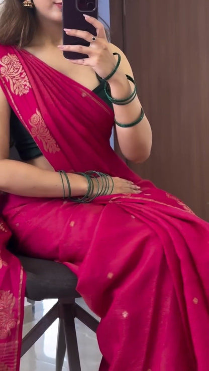 Vibrant Fuchsia Zari Border Handloom Saree