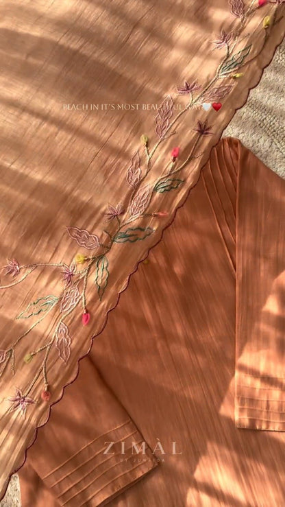 Zimal Peach Embroidered Kurta & Scalloped Dupatta Set
