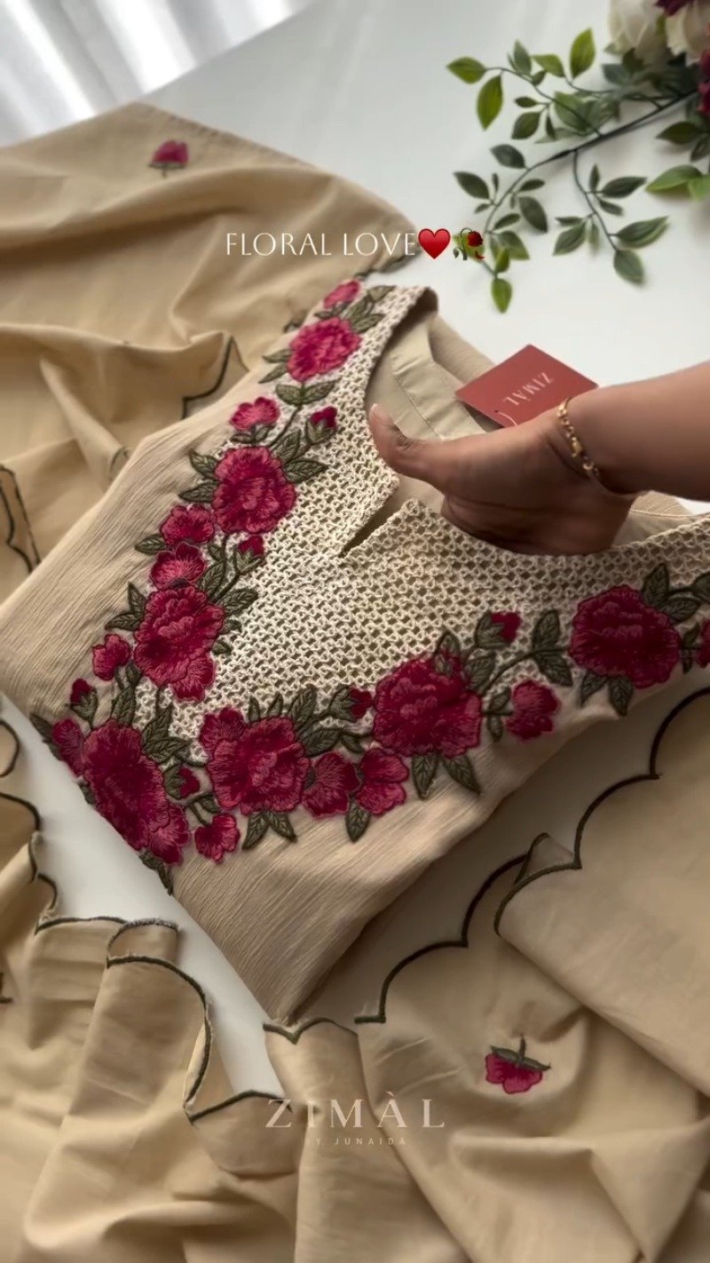 Beige Floral Embroidered Crochet Kurta Set with Scalloped Dupatta