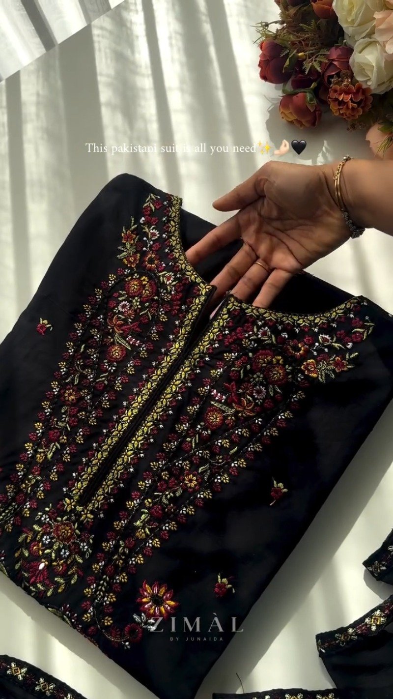 Midnight Noir Embroidered Ethnic Kurta Set