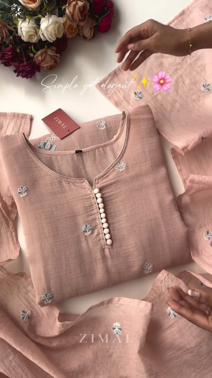 Minimalist Blush Pink Floral Embroidered Kurta Set