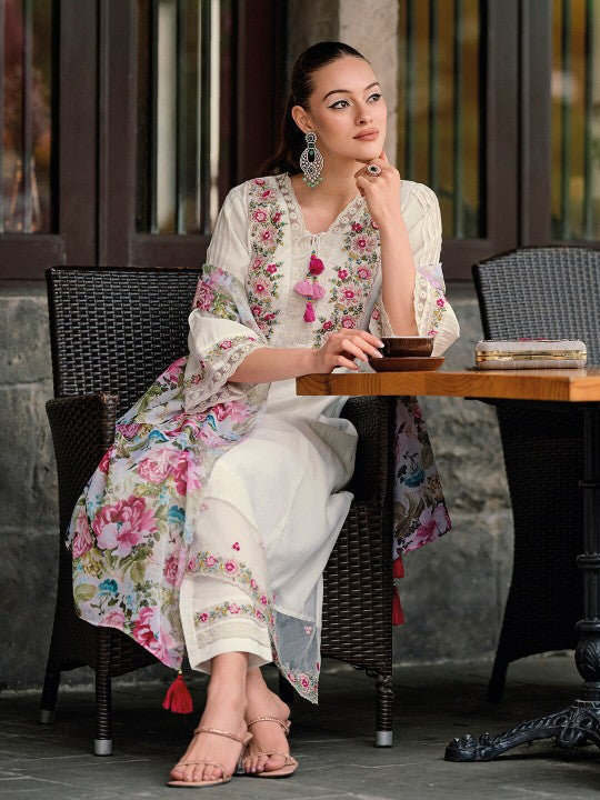 Floral Embroidered Thread Work A-Line Kurta With Trousers & Dupatta